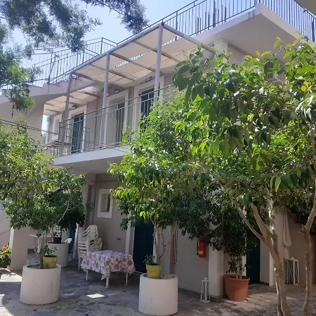 לואורדטה Small Studio For 2 With View מראה חיצוני תמונה