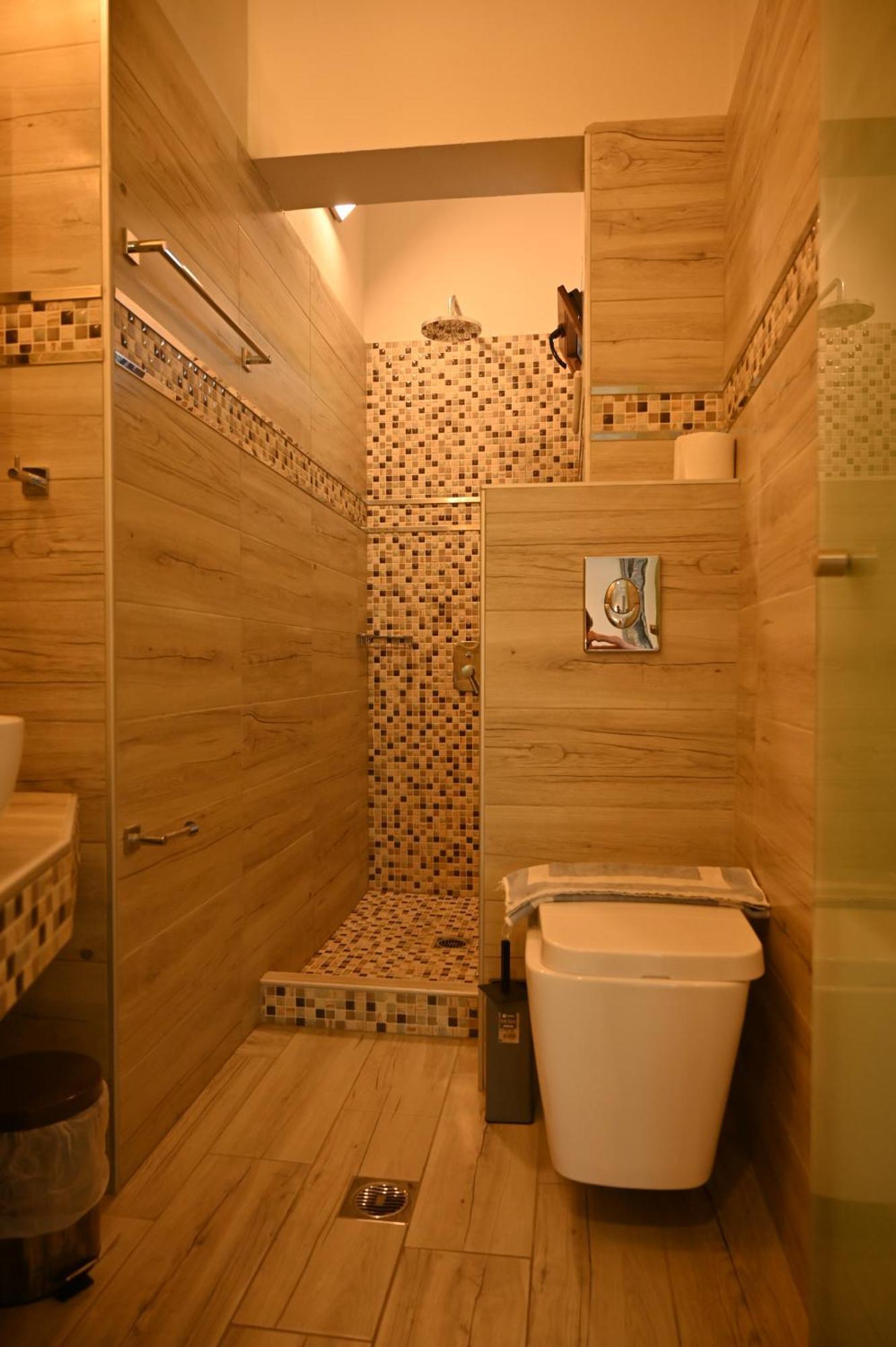 Small For 2 With View Apartment